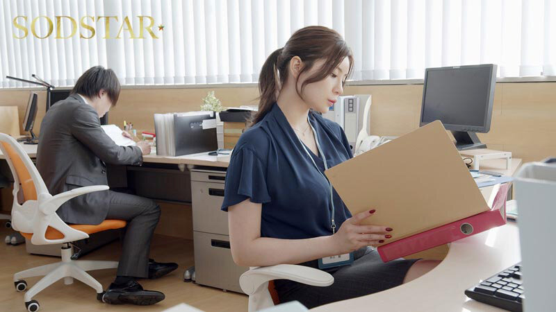 Đụ chị trưởng phòng thiên thần trong chuyến công tác Rei Kamiki